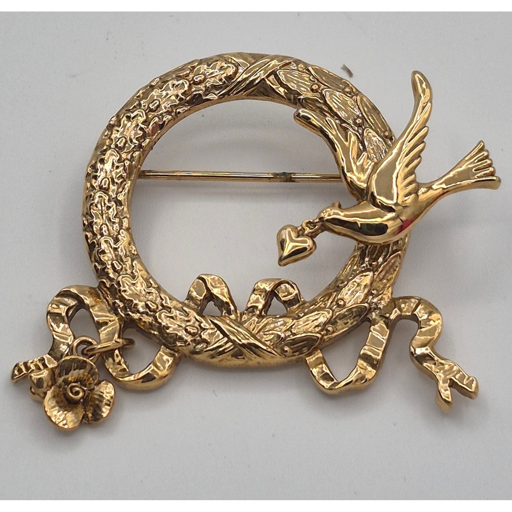 Vintage Bird Wreath Brooch Gold Tone Heart Articulating Flower Charm Romantic